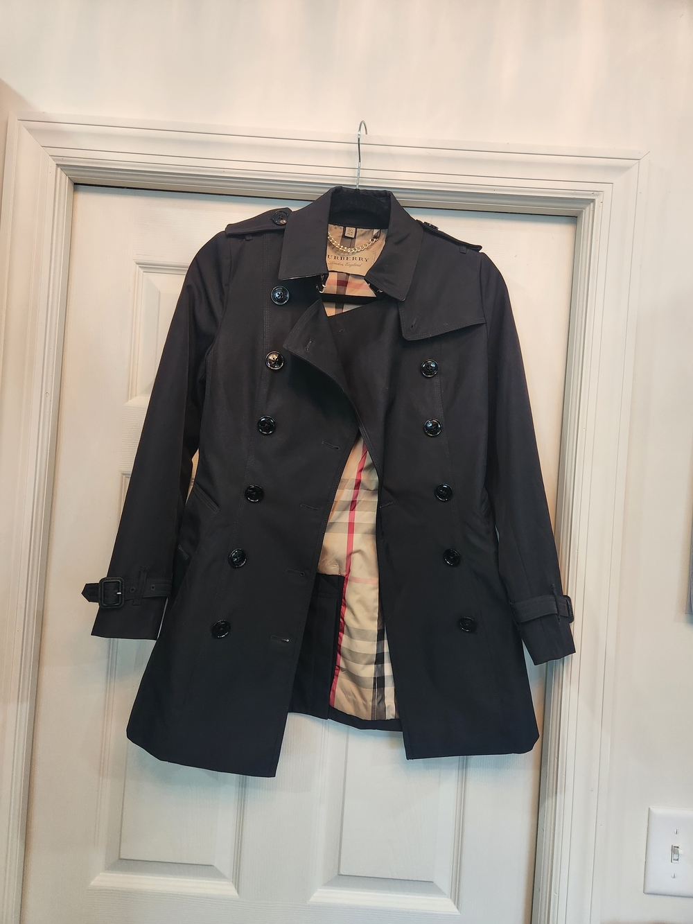 Burberry Black Double-Breasted Trench Coat - Women